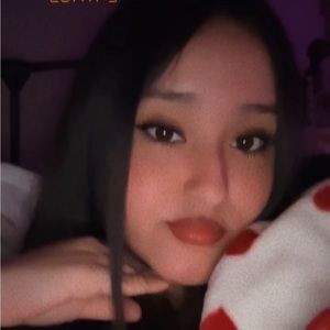 Meet your Posher, Edith